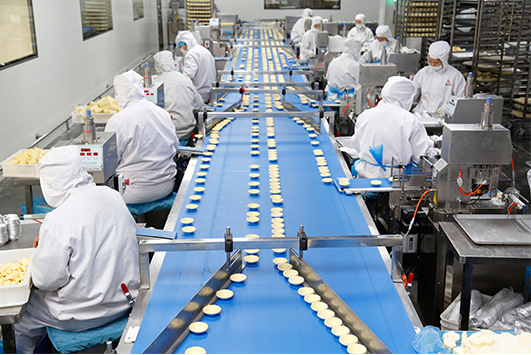 江西鑫萬來食品 現(xiàn)代廠房展現(xiàn)烘焙新實(shí)力，互聯(lián)網(wǎng)思維引領(lǐng)銷售新風(fēng)尚